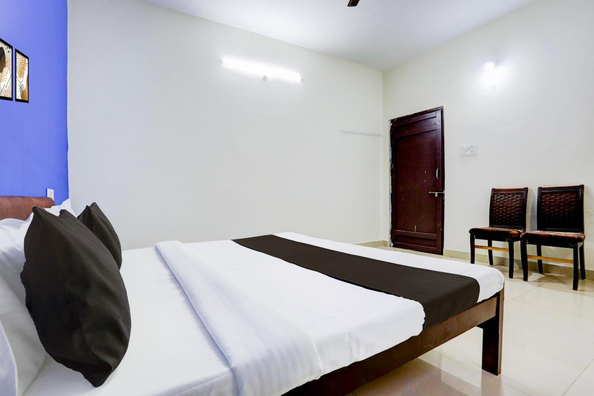 Hotel O Shree Mayaa Gwalior Buitenkant foto